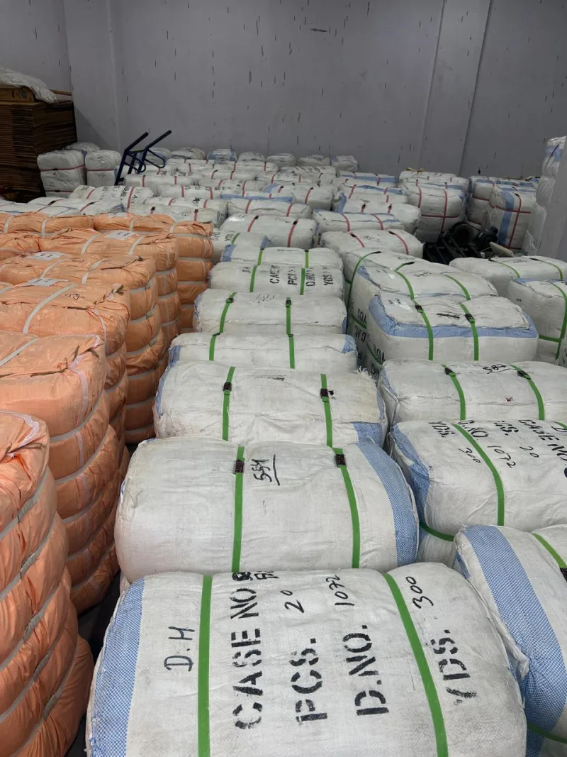 Export bales marked with case no., pieces and yards